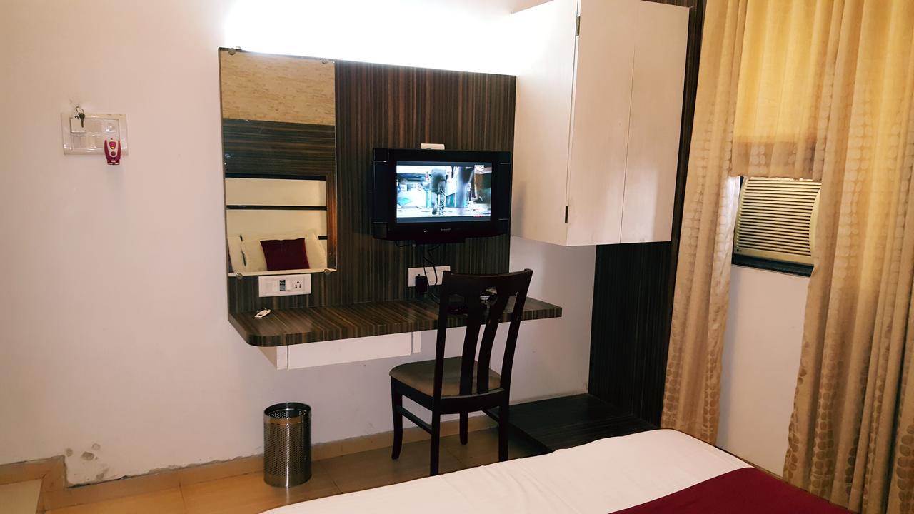 Hotel Khandesh Residency Panvel Exterior foto