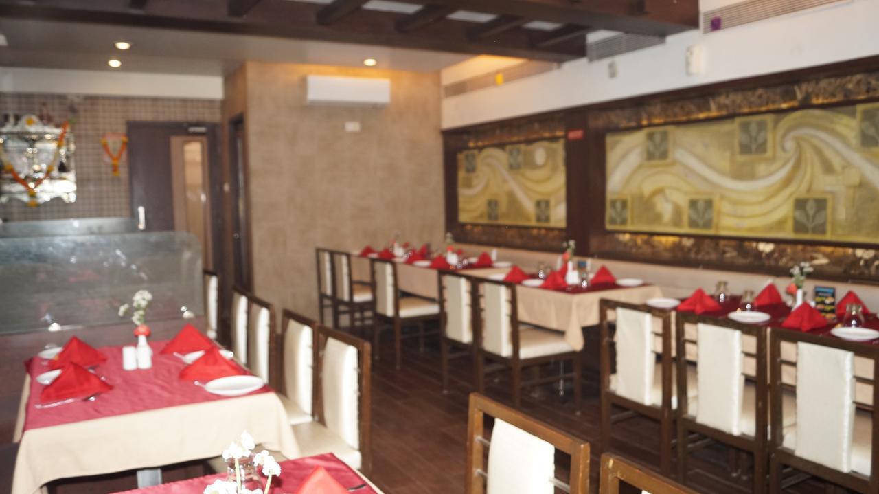 Hotel Khandesh Residency Panvel Exterior foto